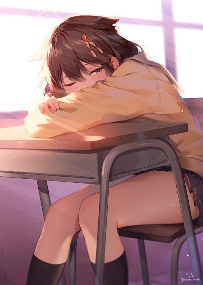 趴课桌的肉腿动漫美女