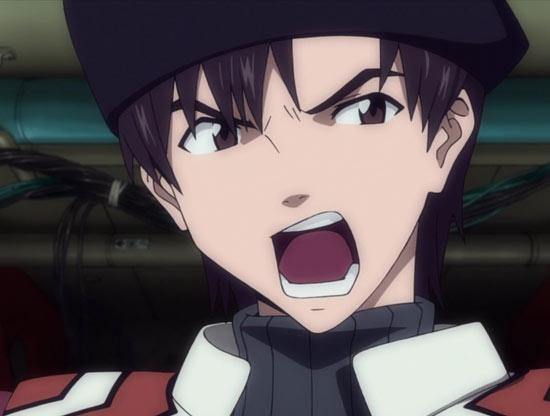 这空白的14年里，摩耶到底经历了什么，才会从温柔共情的职场前辈，变成这般尖锐冷漠的模样？