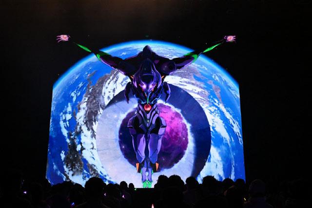 《新世纪福音战士》宣布制作完全新作系列，庵野秀明不再担任导演！