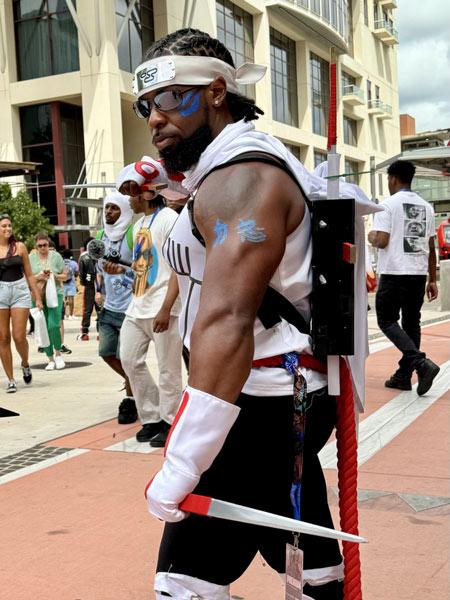 Vitamin Bee扮演的奇拉比